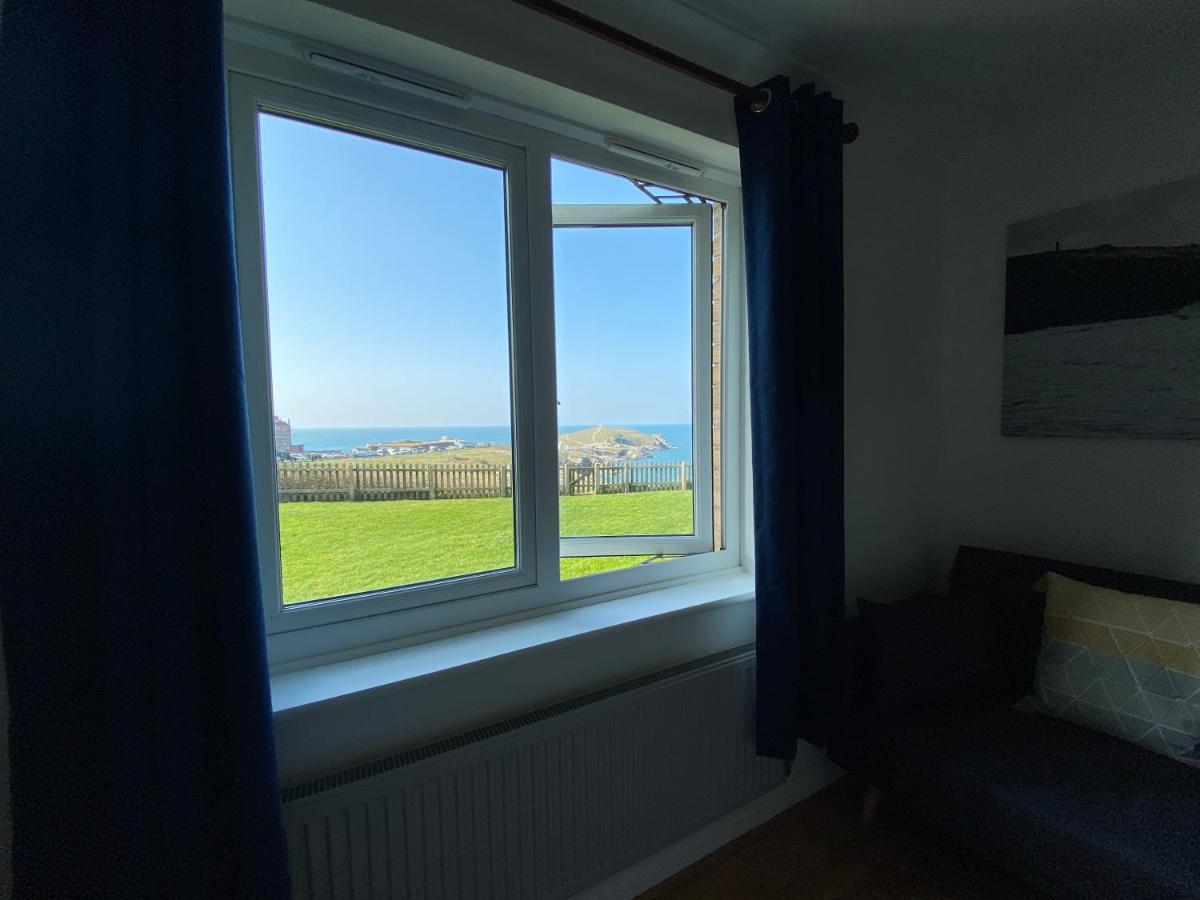 Sea Views On Fistral. Lovely Private Bedroom New Quay Buitenkant foto